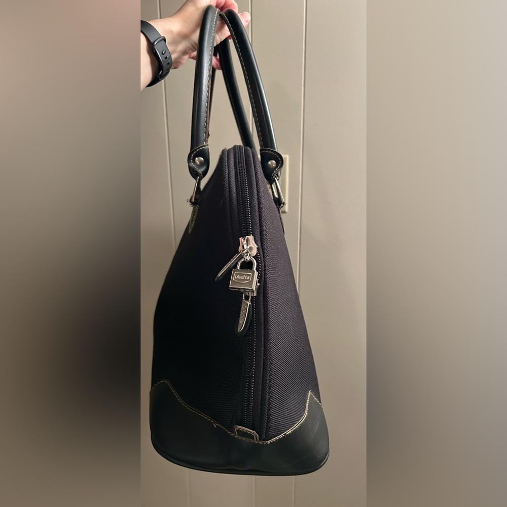 Dionita Black travel bag - Picture 3 of 16